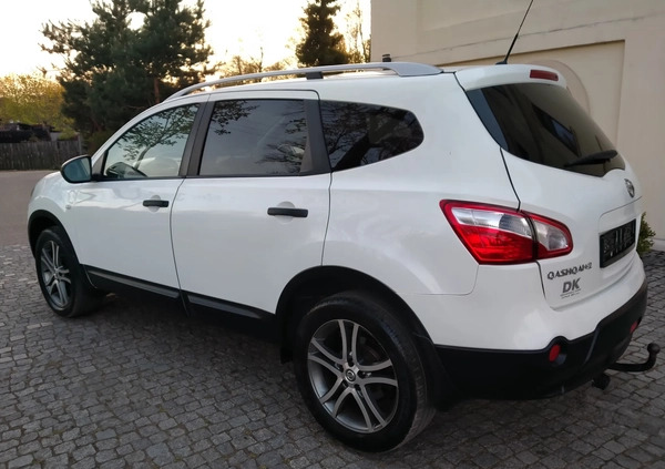 Nissan Qashqai+2 cena 34900 przebieg: 151100, rok produkcji 2013 z Suchedniów małe 121